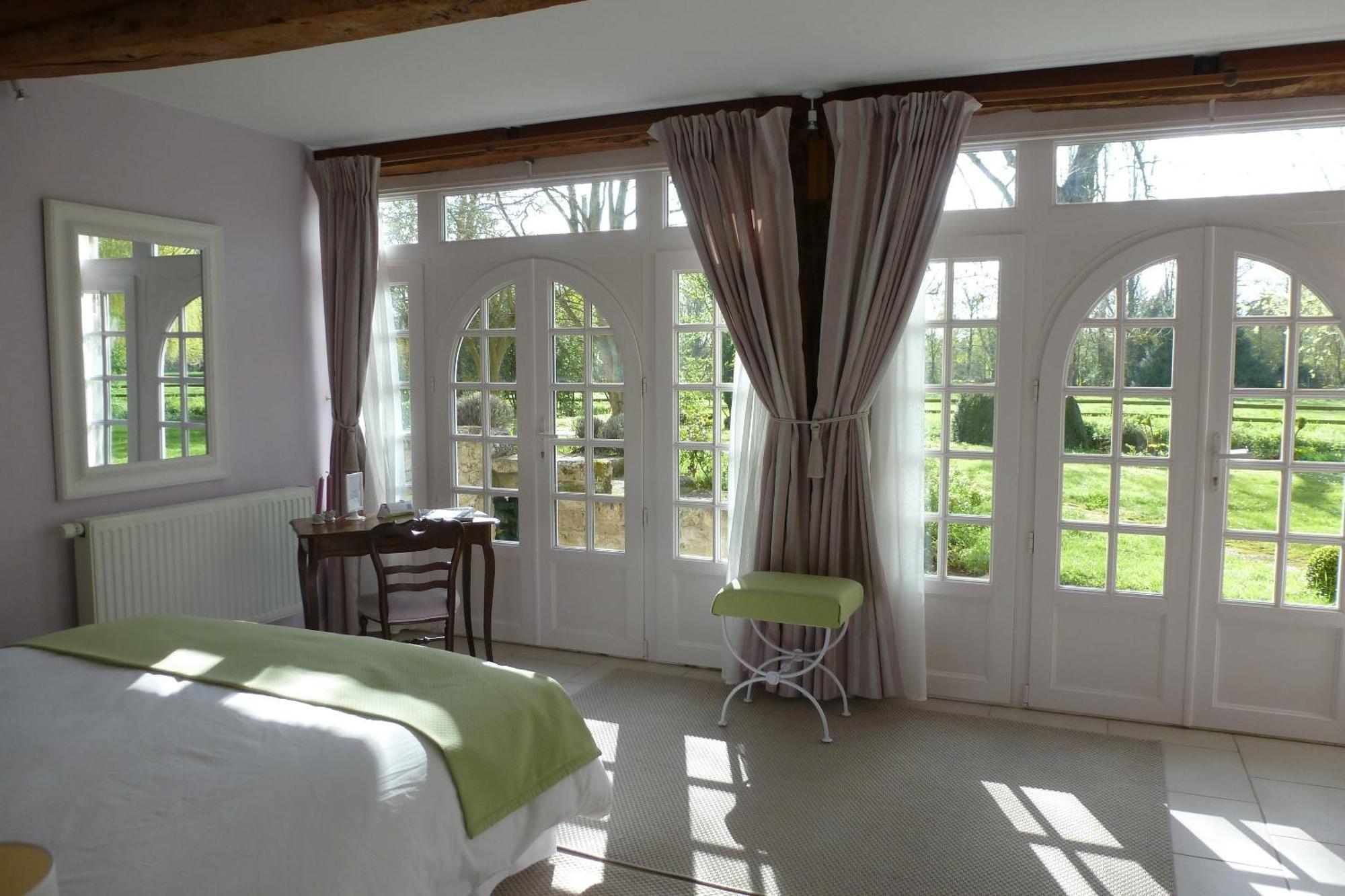 Chambres D'Hotes Du Bas Manoir Bretteville-sur-Odon Екстериор снимка