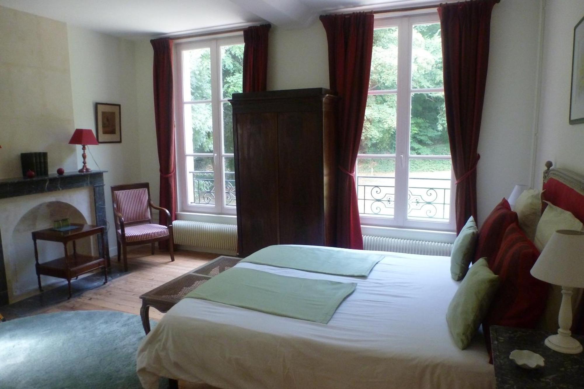 Chambres D'Hotes Du Bas Manoir Bretteville-sur-Odon Екстериор снимка