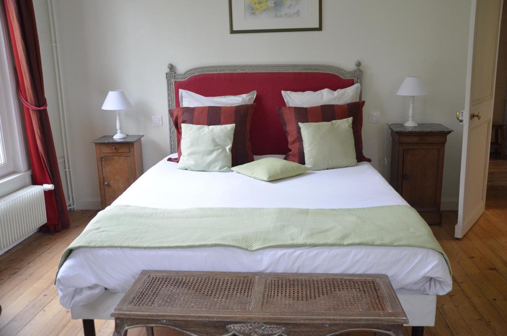 Chambres D'Hotes Du Bas Manoir Bretteville-sur-Odon Екстериор снимка